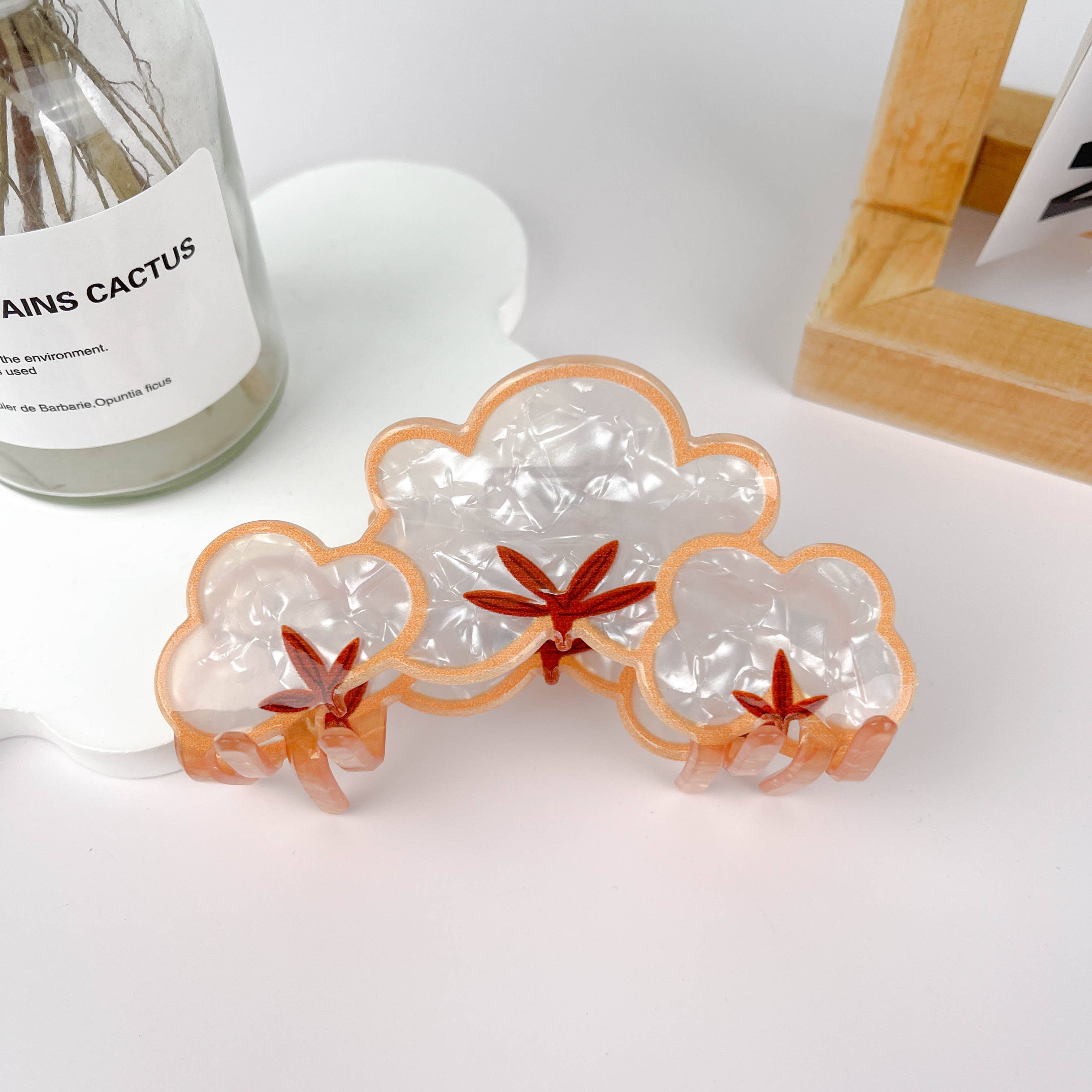 Squirrel Pony Leaf Bush Hair Clip