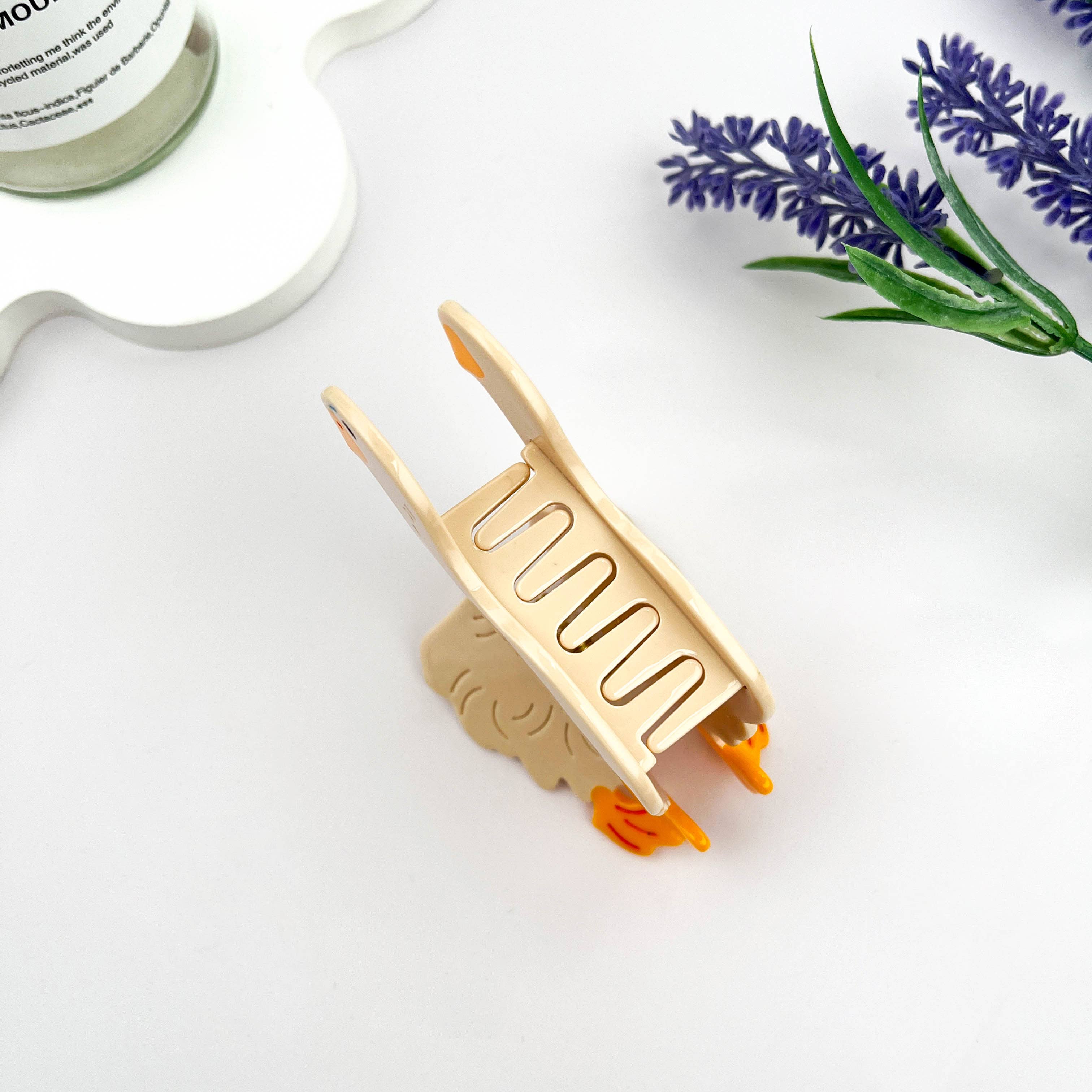White Goose Acetate Animal Hair Claw Clip