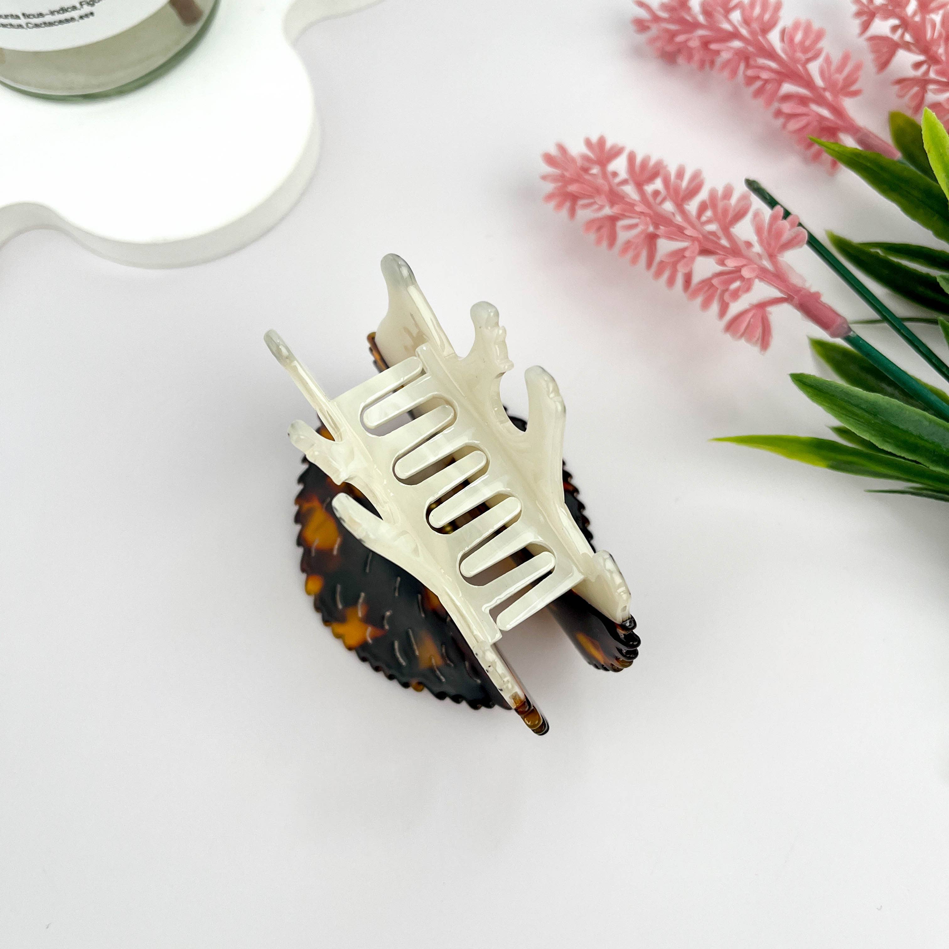 Spiky Hedgehog Acetate Animal Hair Claw Clip