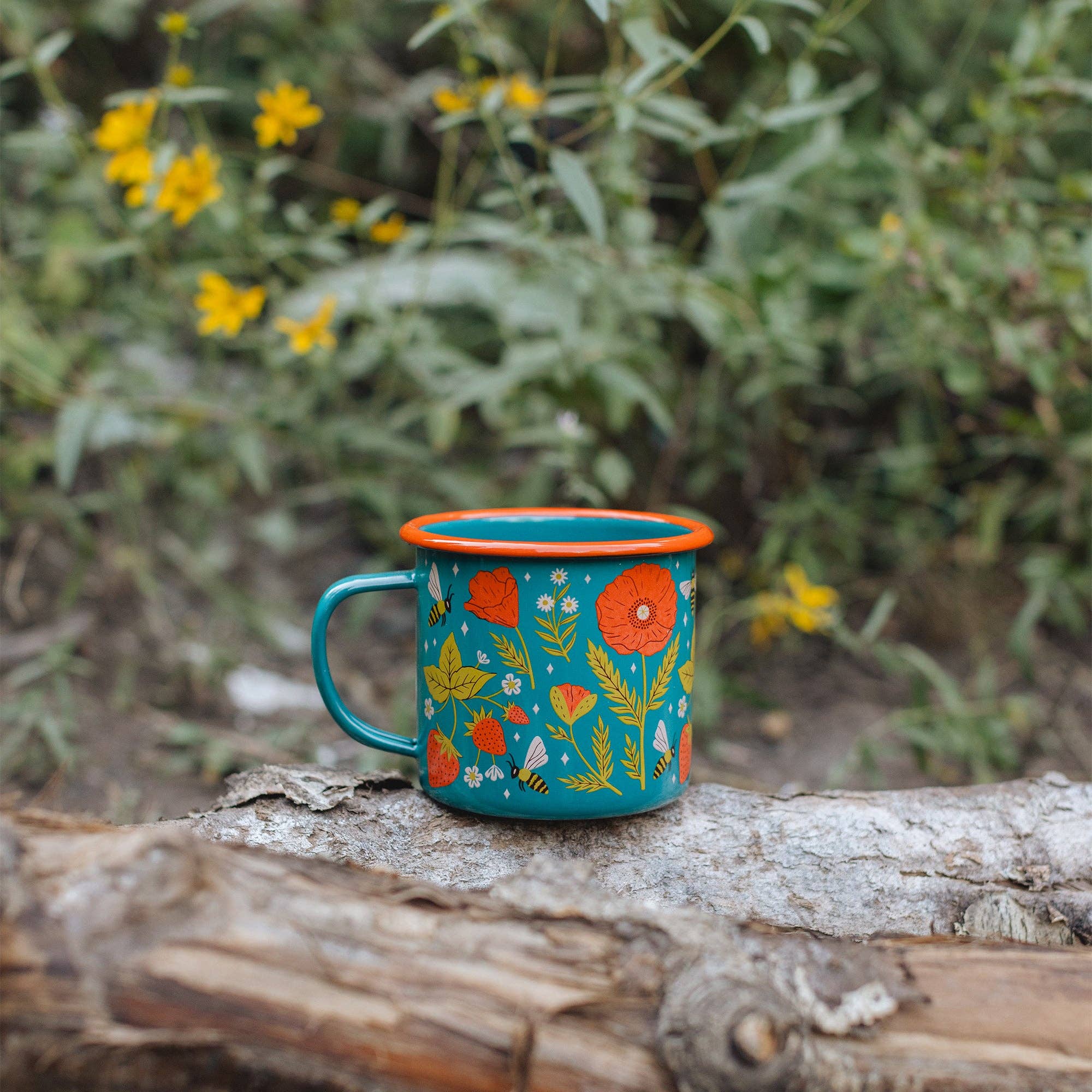 Enamelware Coffee & Camp Mug | Garden Buzz | 16 oz