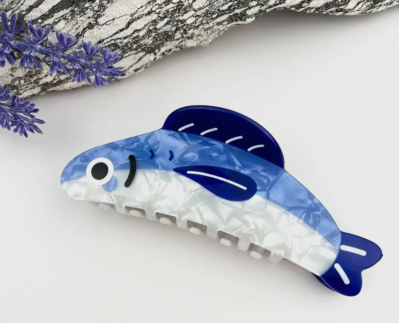Fish claw clip