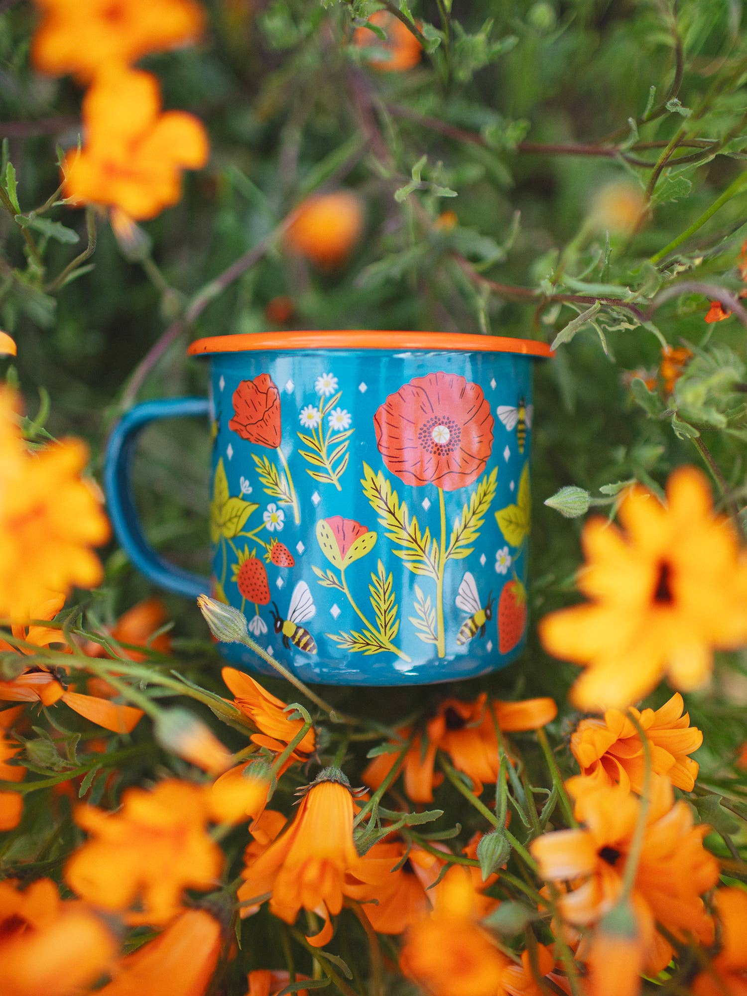 Enamelware Coffee & Camp Mug | Garden Buzz | 16 oz