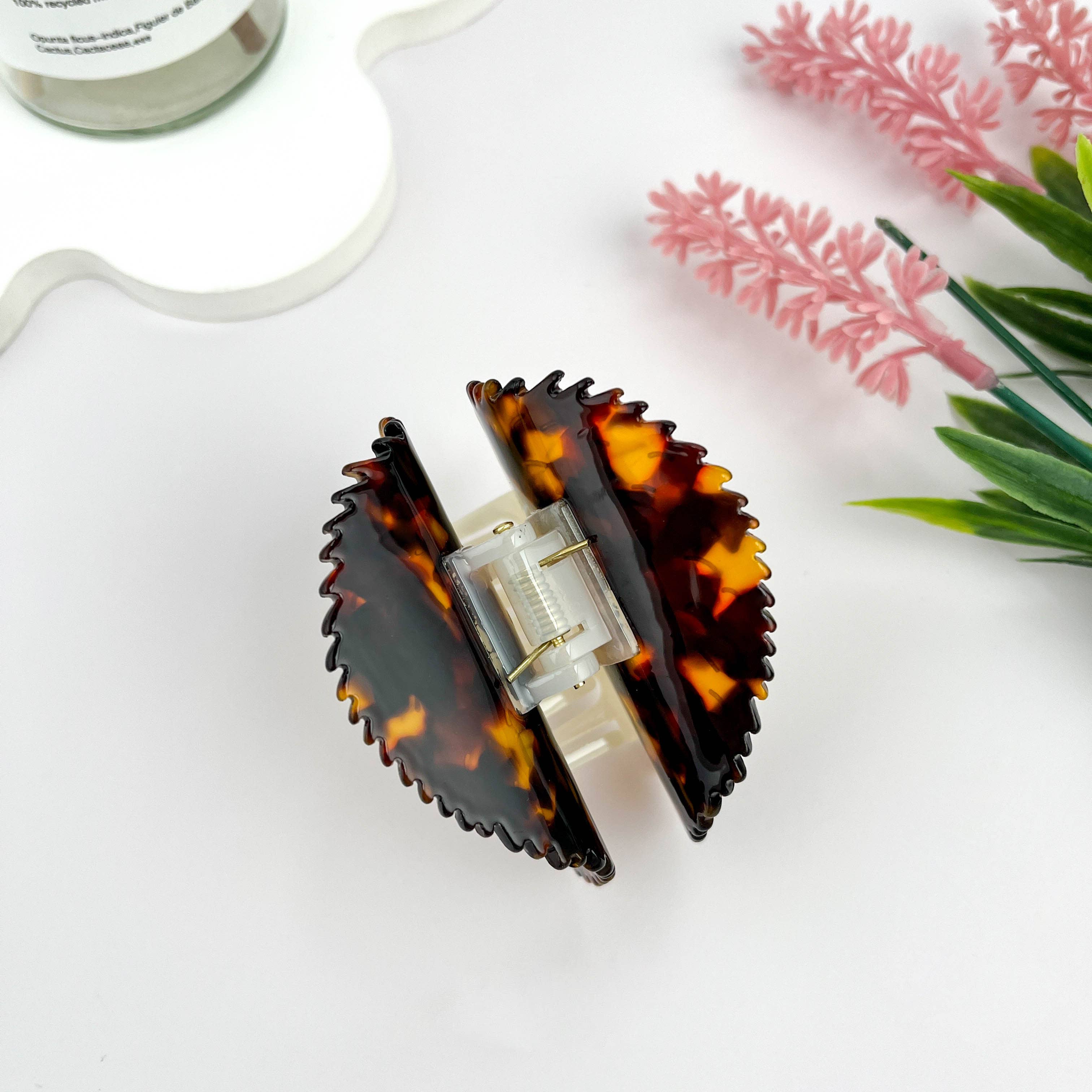 Spiky Hedgehog Acetate Animal Hair Claw Clip